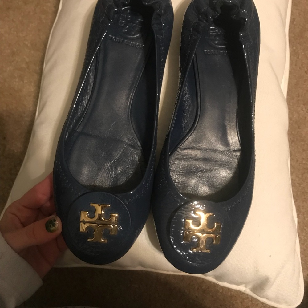 Navy blue patent Tory Burch flats
